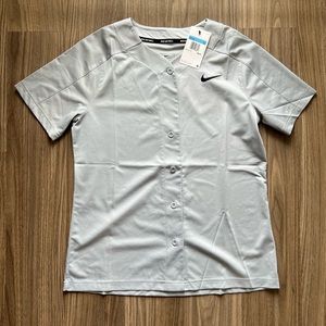 Nike Women’s Softball Jersey Gray Button Front Size Medium NWT